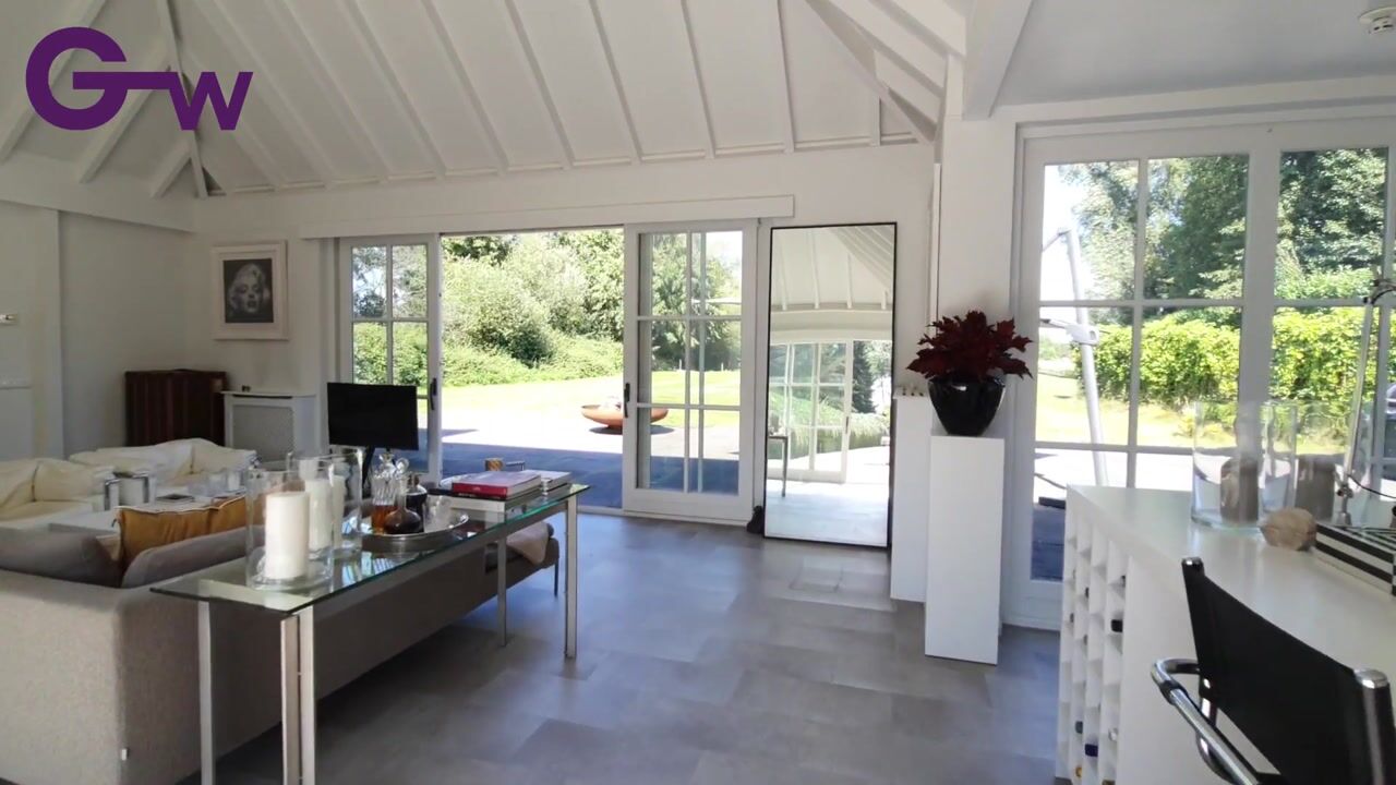 Video of Nieuw-Loosdrechtsedijk 198-A