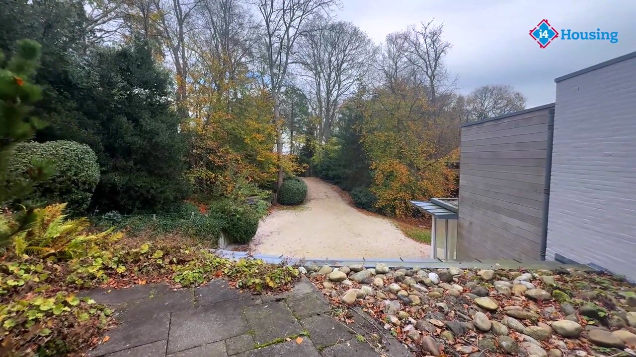 Video van Van Bergenlaan 8