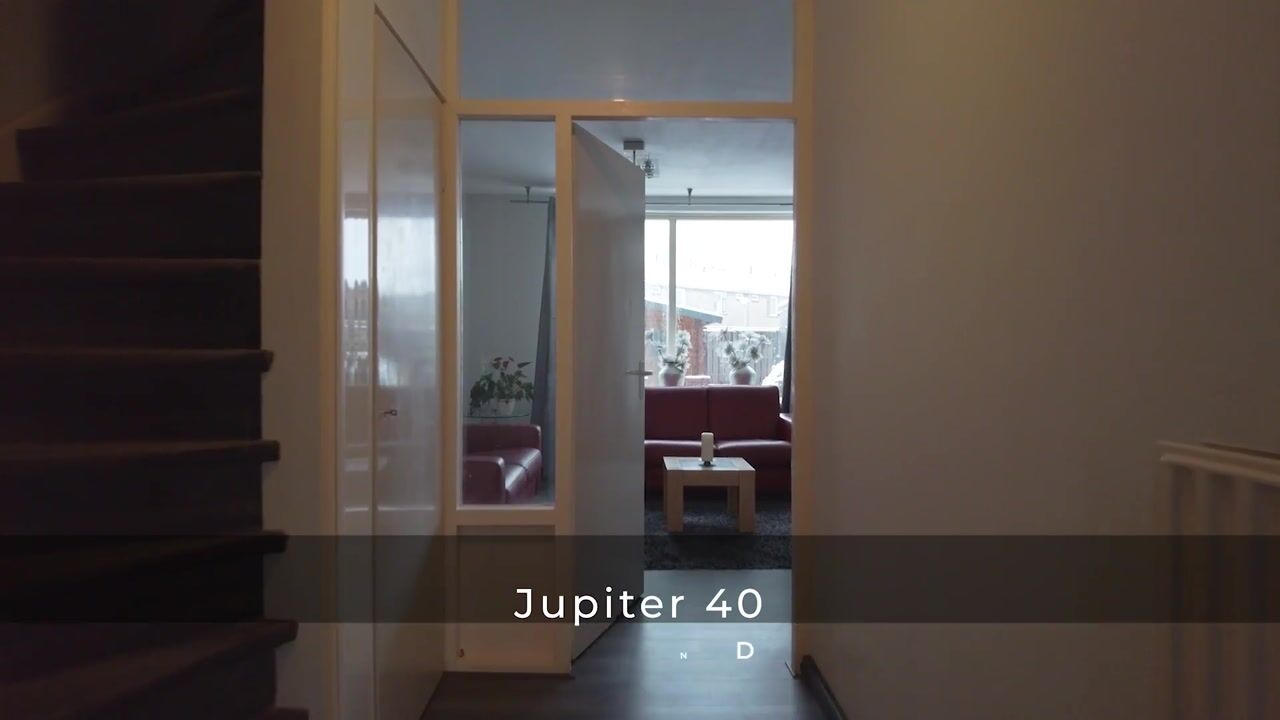 Bekijk video van Jupiter 40