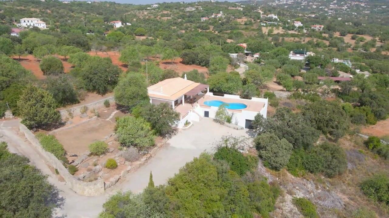 Video van Caminho do Telheiro, 3