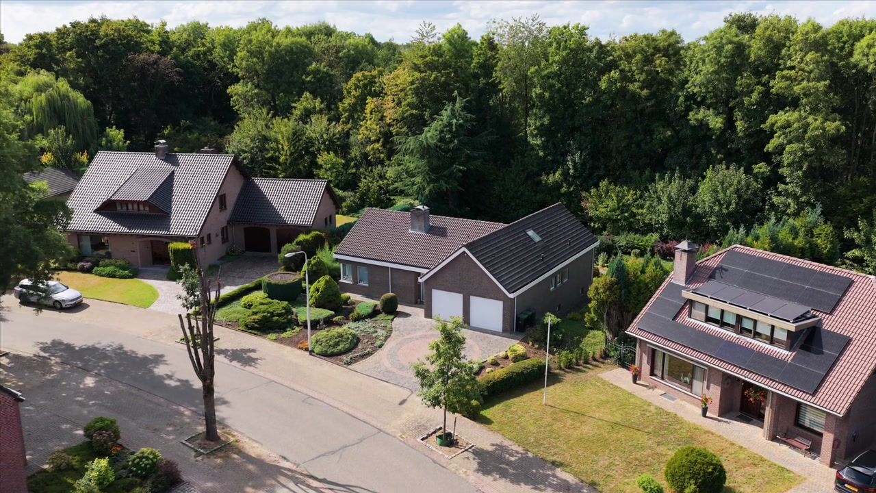 Video van Adriaen Brouwerstraat 42