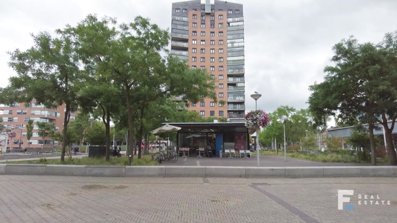 Video van Lambertus Zijlplein 86