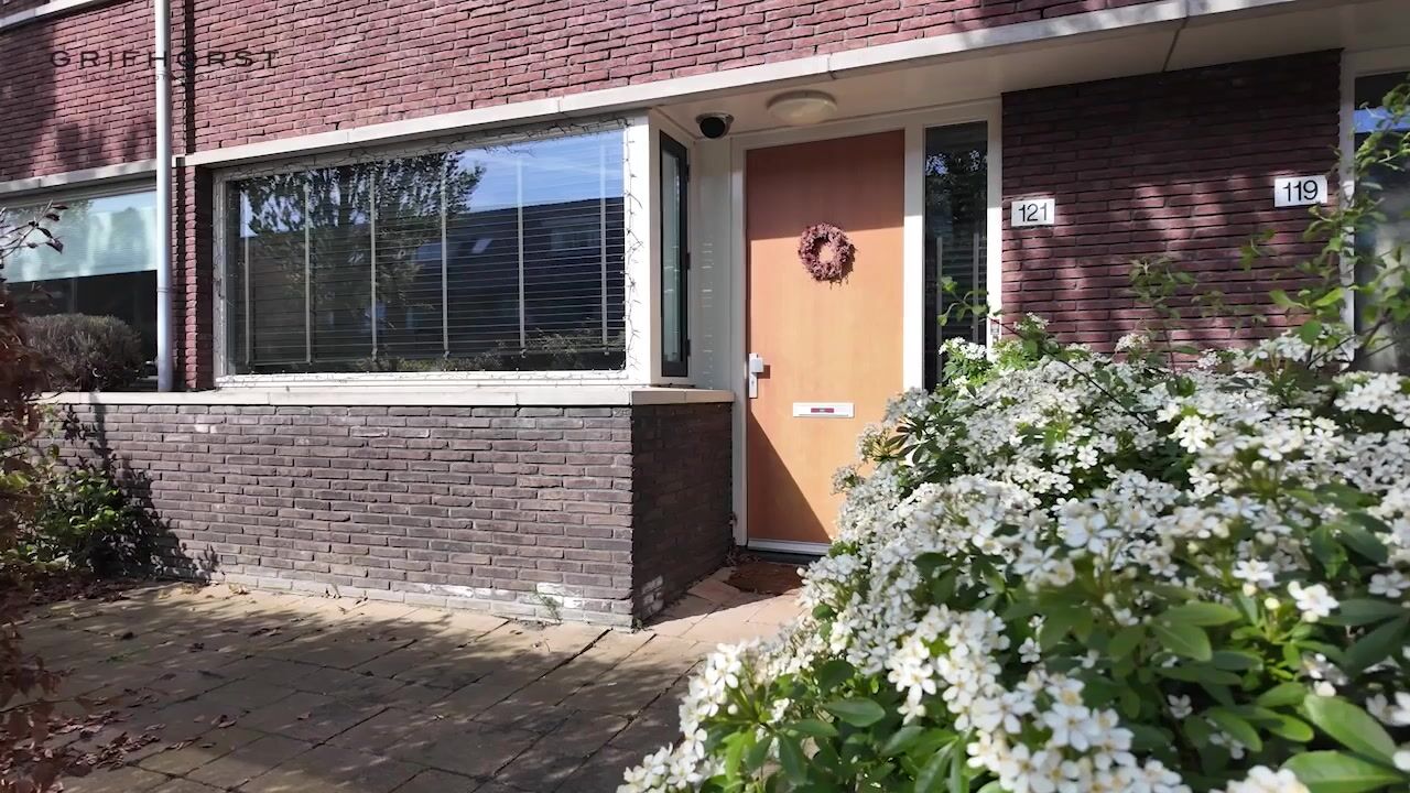 Video van Burt Bacharachstraat 121