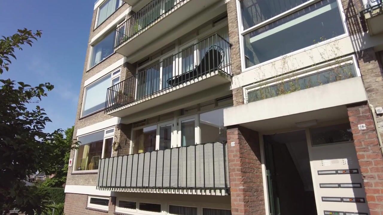 Bekijk video van Stadswal 20-A