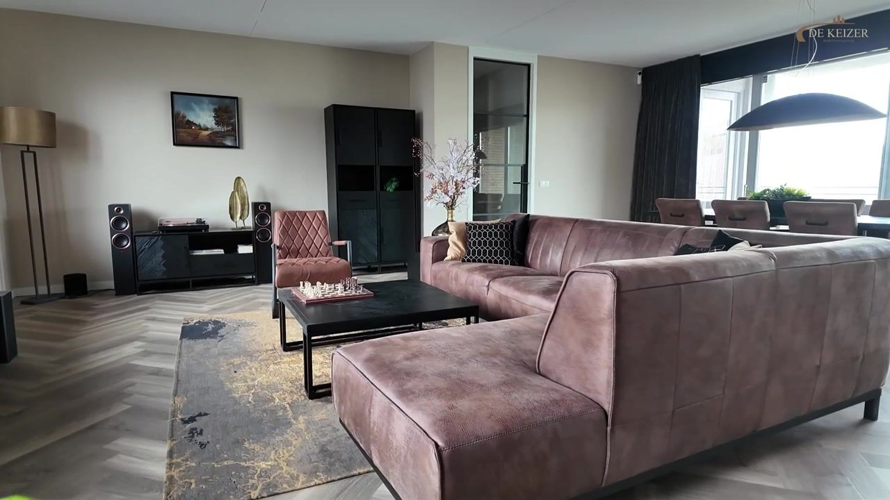Video van Hermelijnvlinderdijk 627