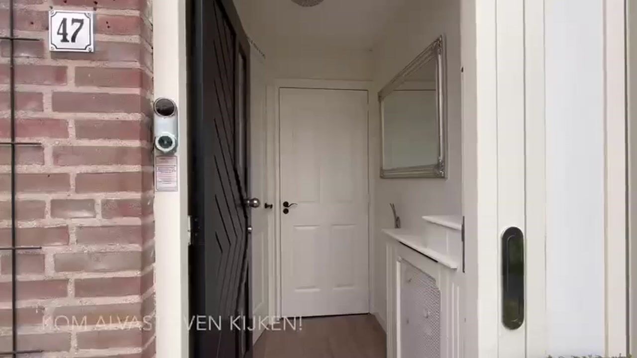 Bekijk video van Dudokhof 47