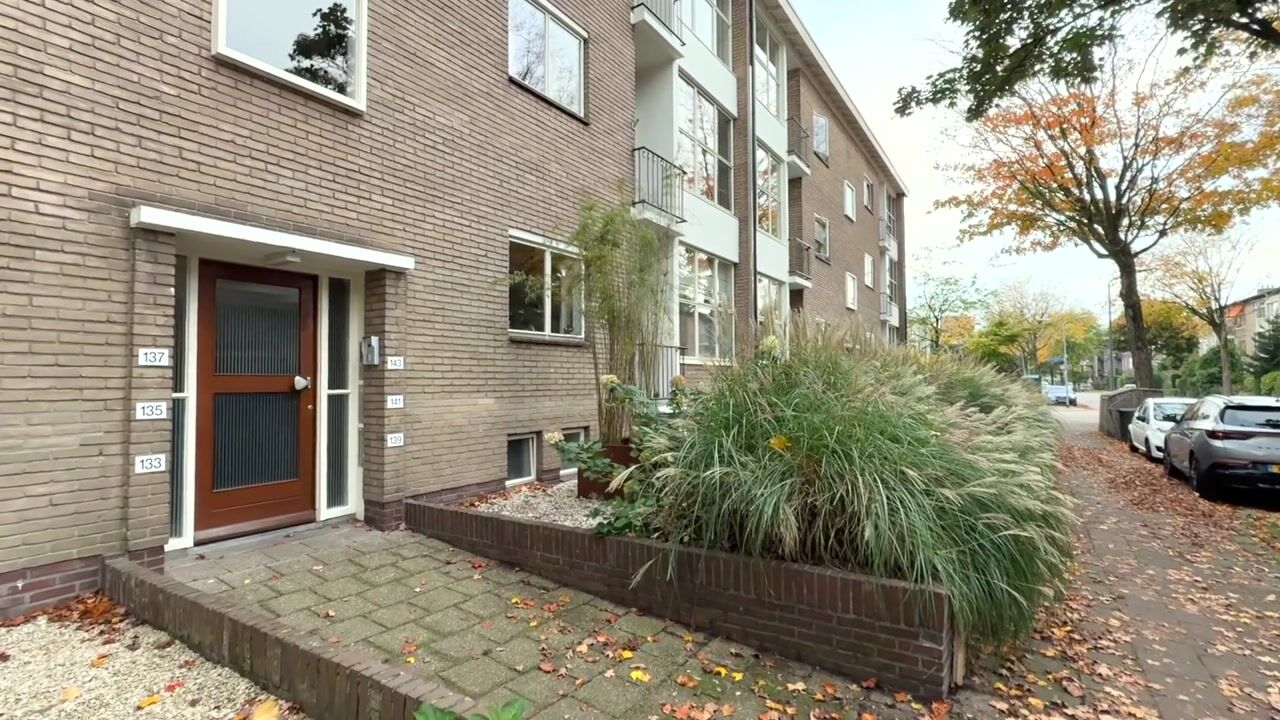 Video van Oude Loosdrechtseweg 143