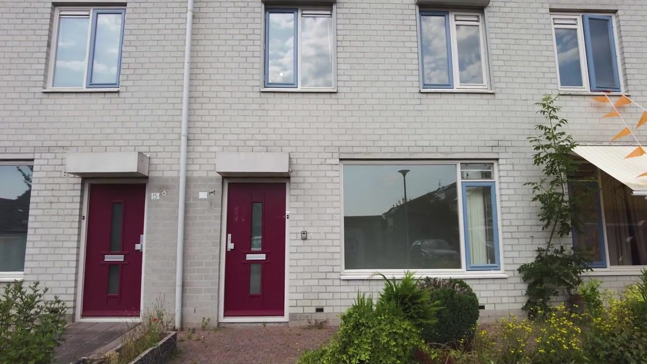 Video van Ella Fitzgeraldstraat 17