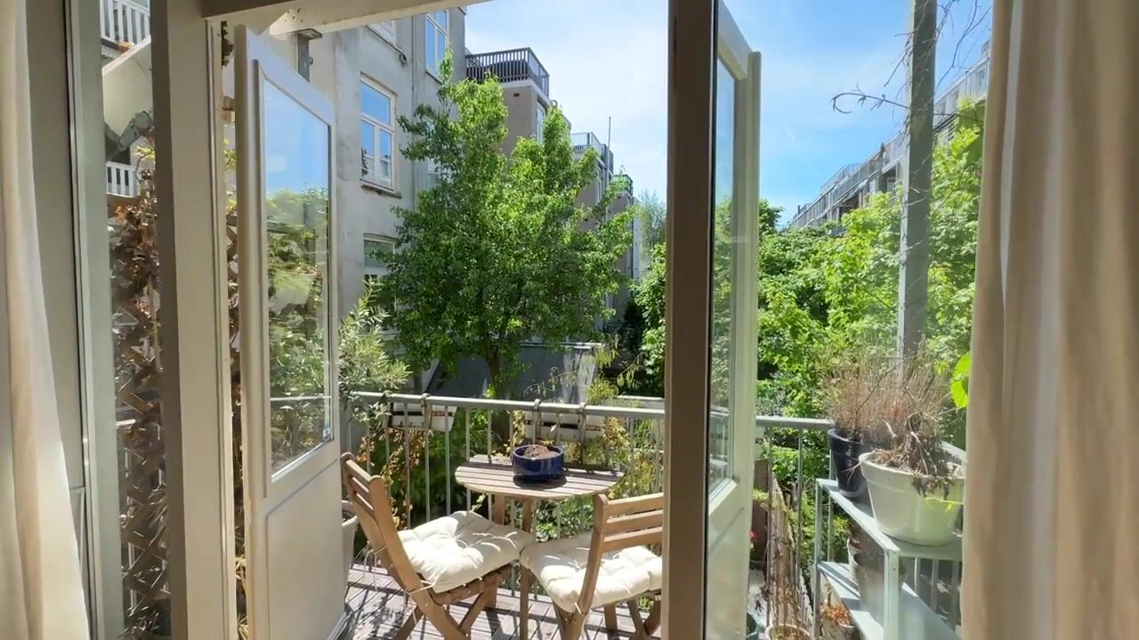 Video van Rhijnvis Feithstraat 10-1