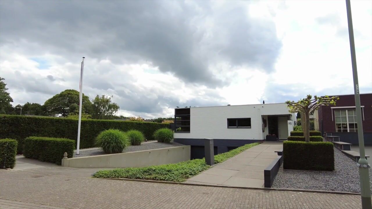 Video van Tomeik 25