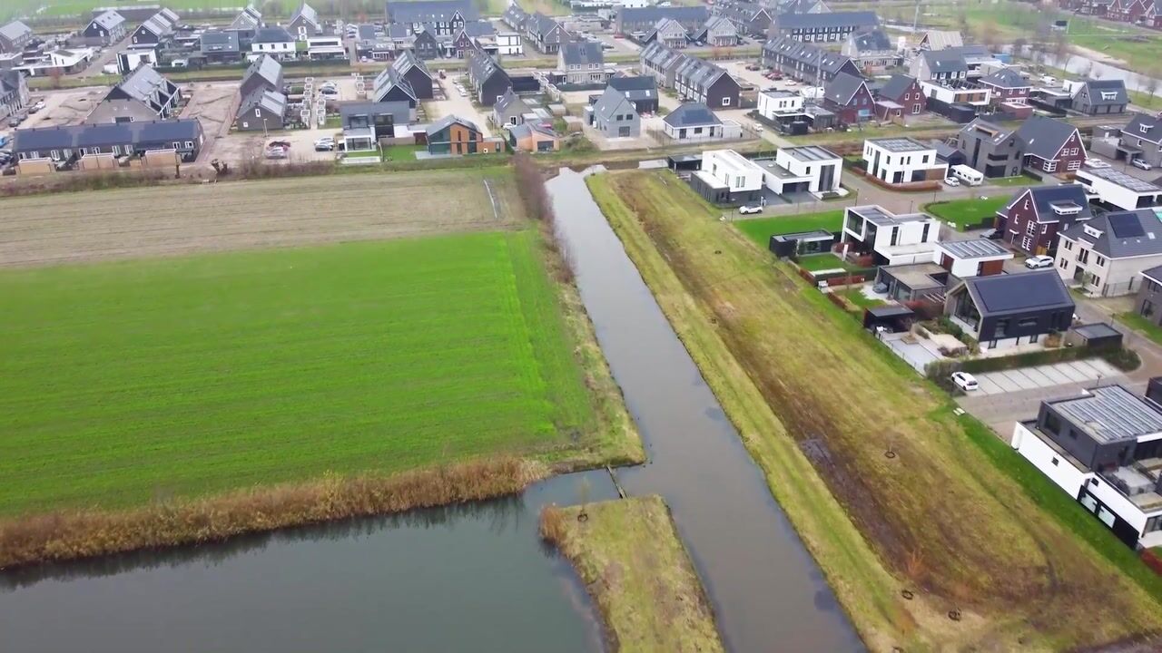 Bekijk video van Nachtegaal 15