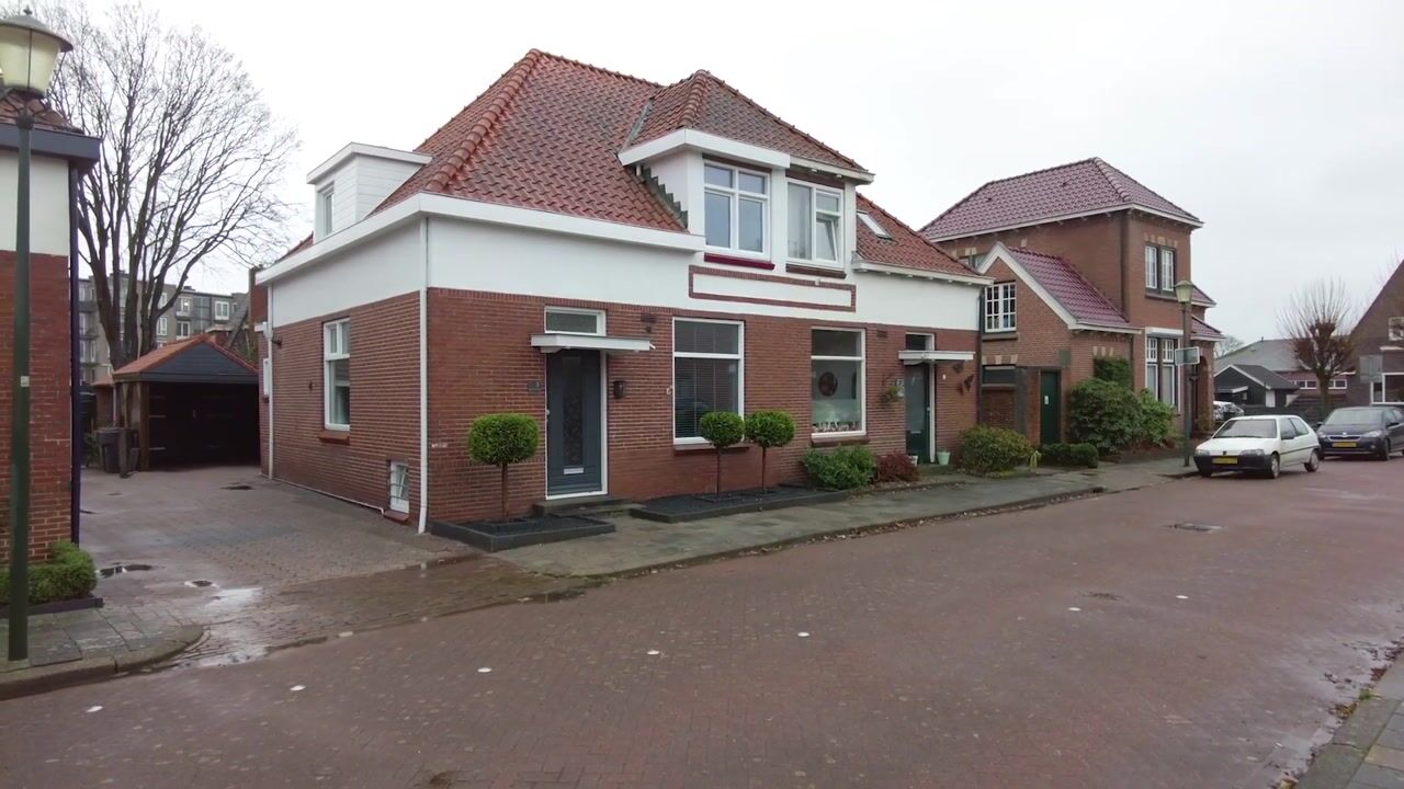 Bekijk video van Oranjestraat 3