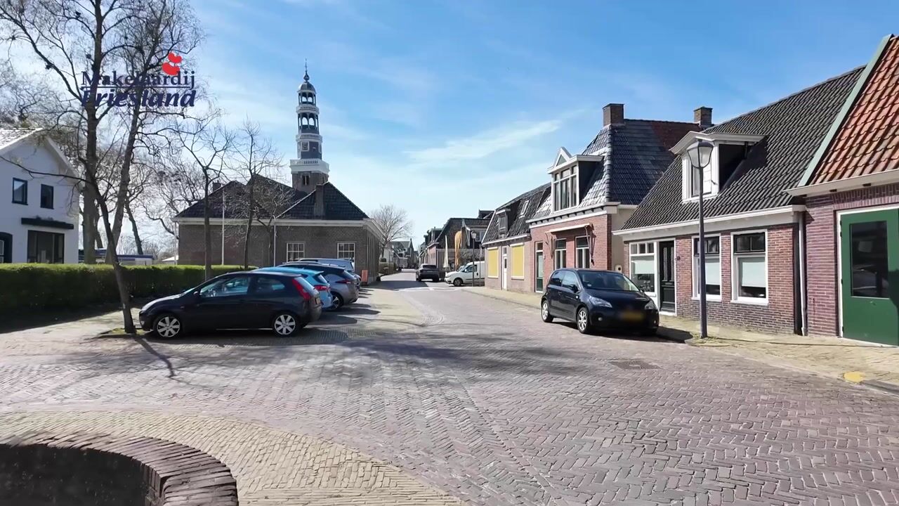 Video van Tsjerkebuorren 27