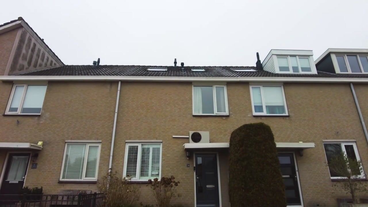 Video van Henriëtte Roland Holststraat 20