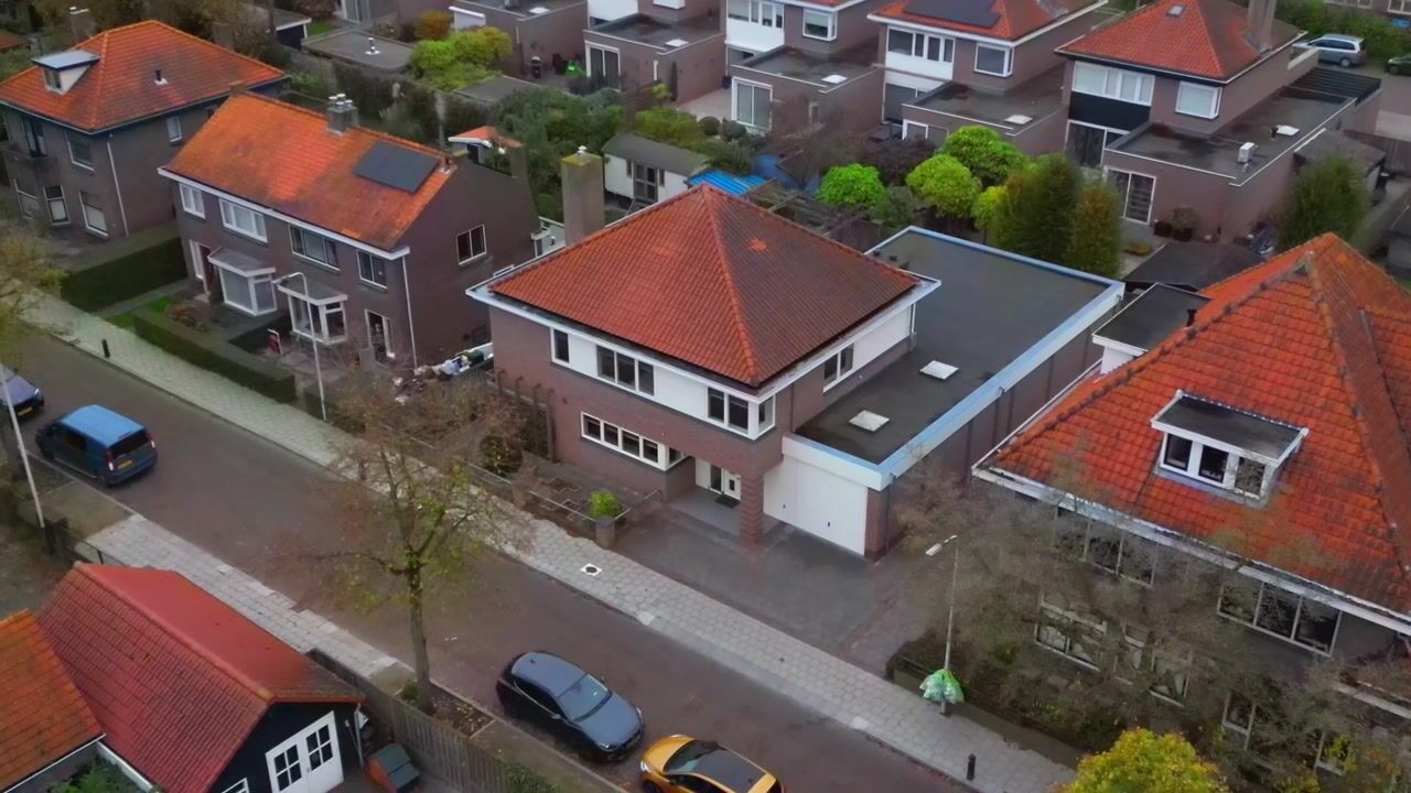 Bekijk video van Burgemeester Mijslaan 4