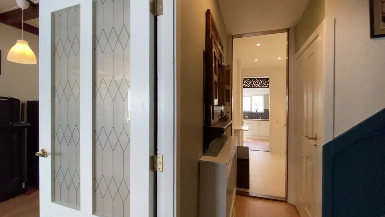 Video van Ouverturestraat 106