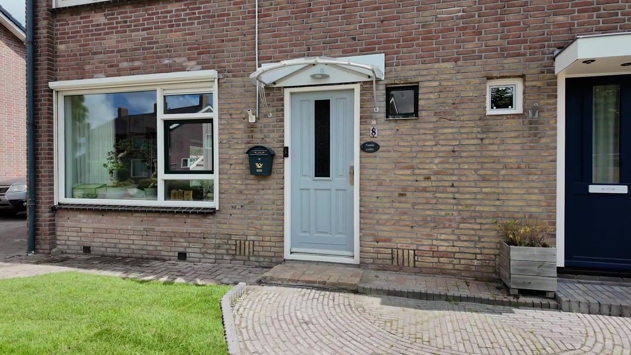 Video van Pr. Bernhardstraat 8