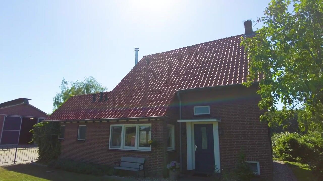 Video van Vredenseweg 102