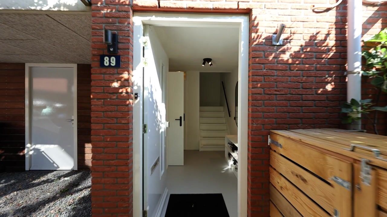 Video of van der Duyn van Maasdamstraat 89
