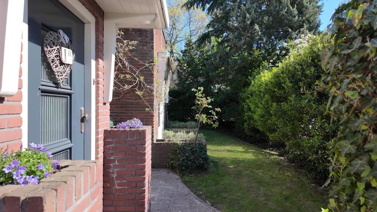 Video van J.H. van 't Hoffweg 1-A