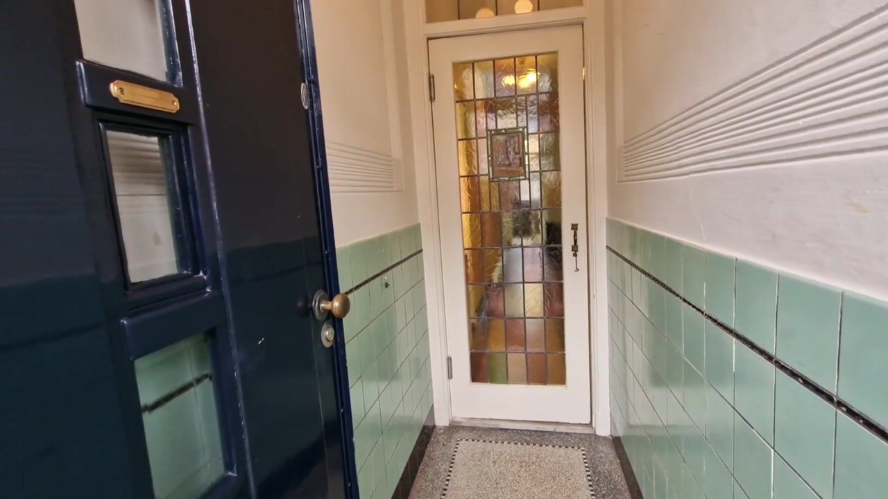 Video van Laan van Nieuw-Oost-Indië 214