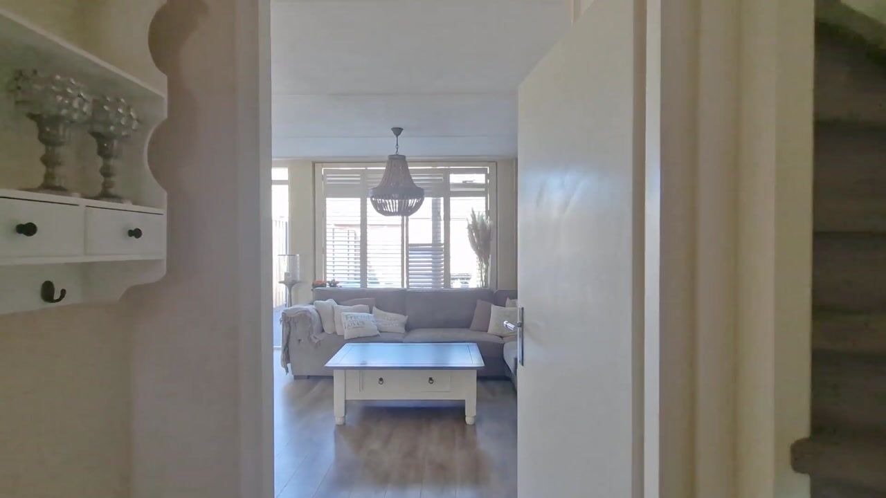 Video of Femina Mullerstraat 130