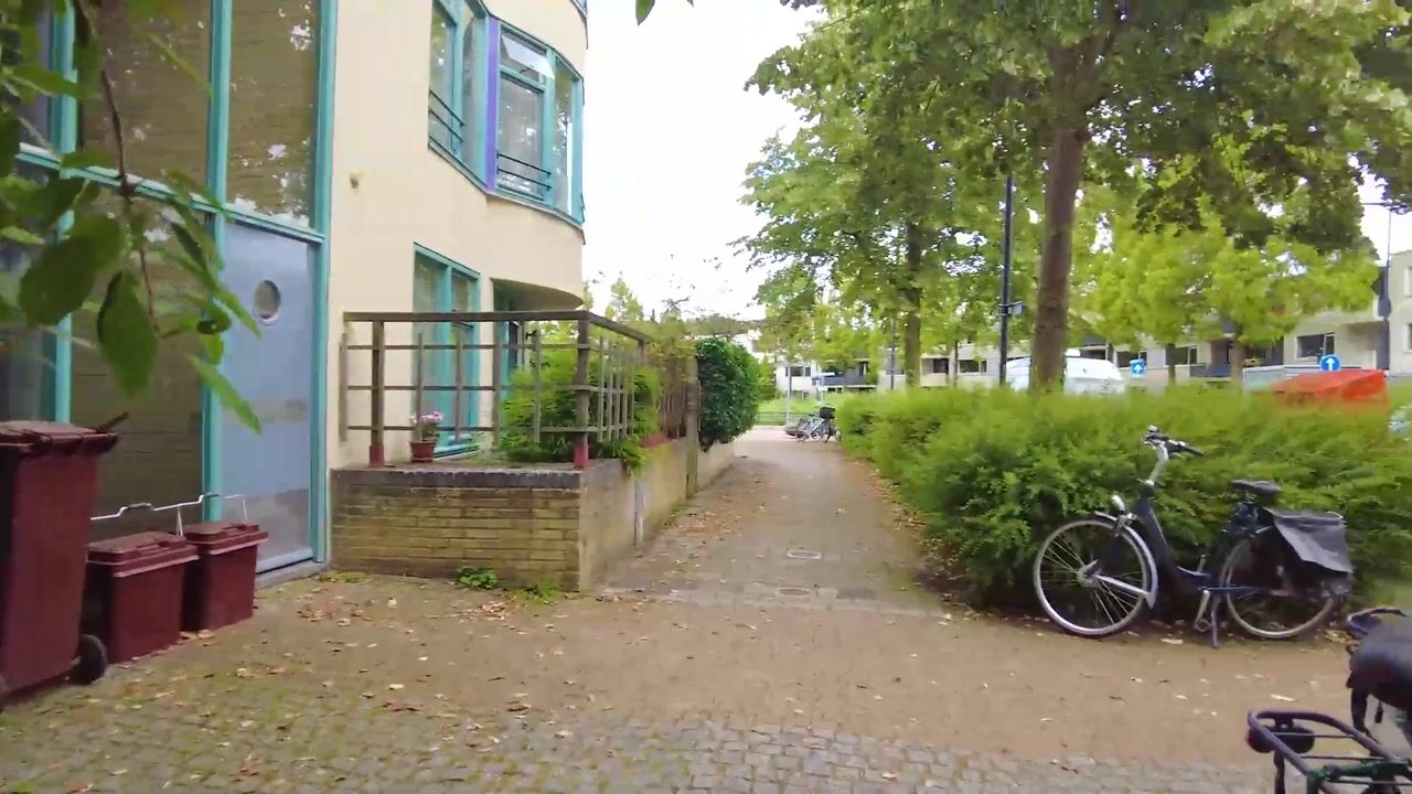 Video van Aartsbisschop Romerostraat 632
