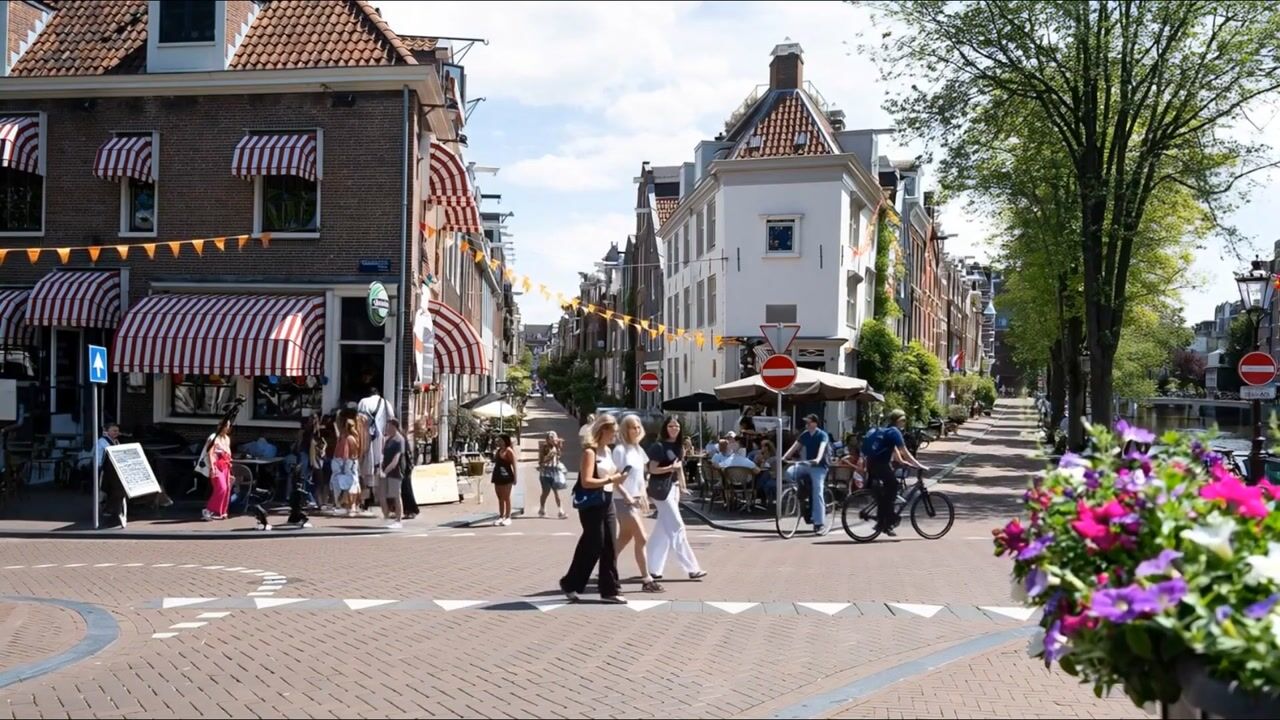 Video van Eerste Weteringdwarsstraat 48-B