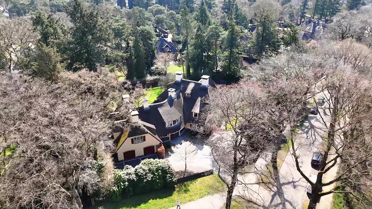 Video van Aristoteleslaan 38