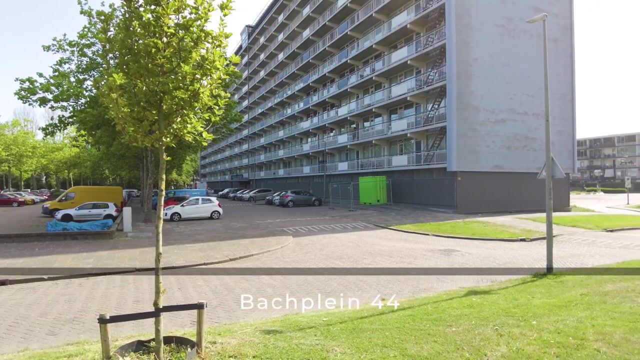 Video van Bachplein 44
