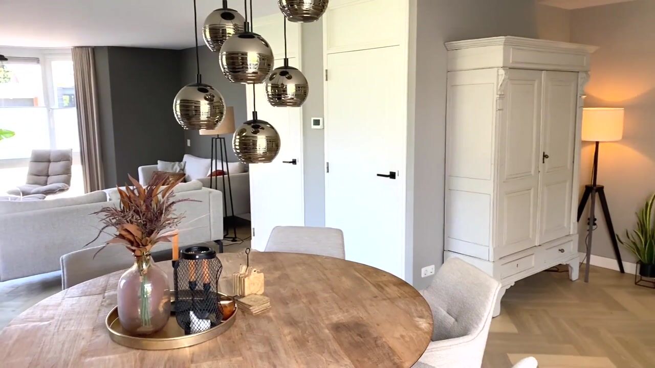Video van Brikkenoven 18