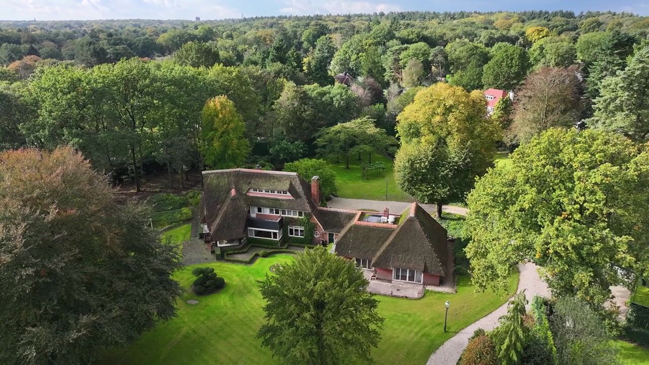 Video of Enghlaan 10