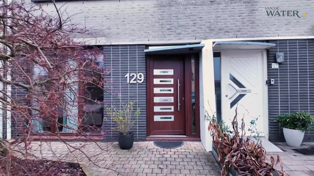 Video van Naardenstraat 129