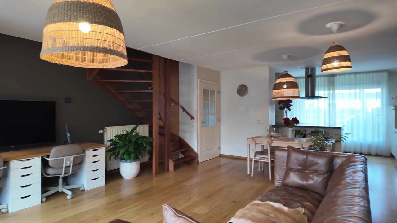 Video van Bloemenweg 152