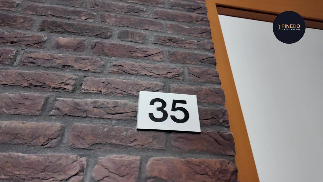 Video van Stationsplein 35