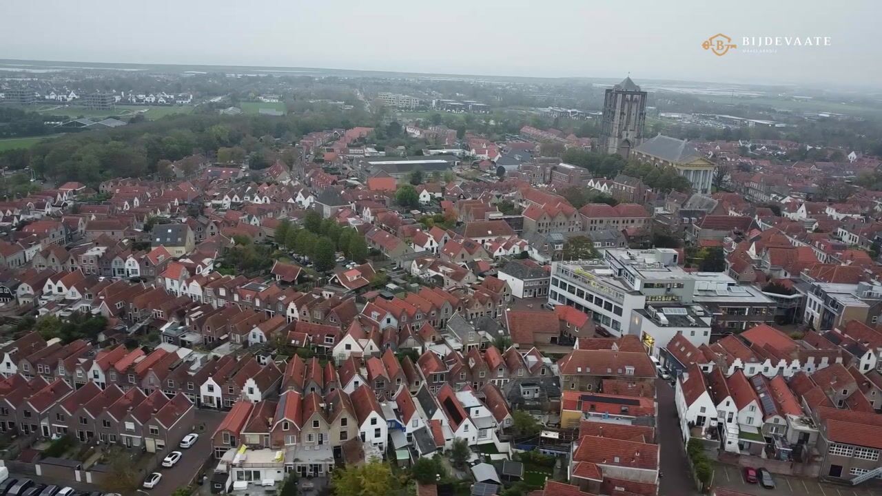 Bekijk video van Lange St. Janstraat 9