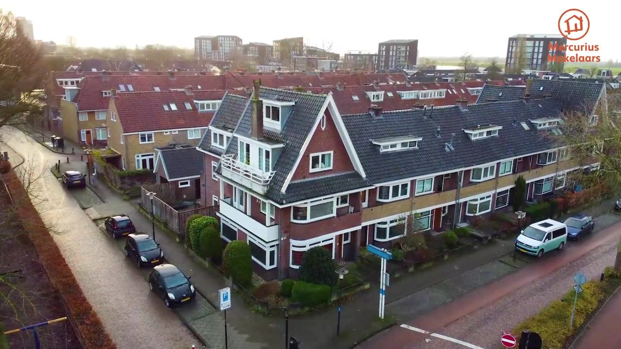 Bekijk video van Emmastraat 32