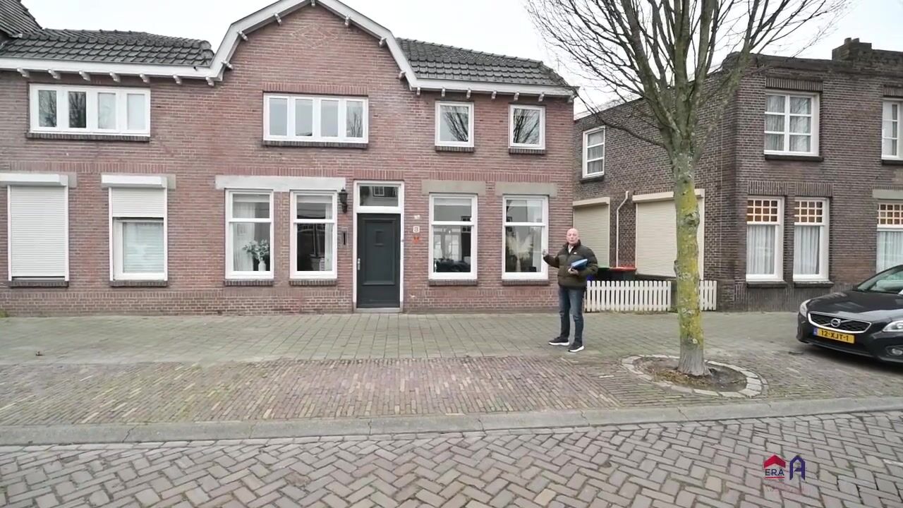 Bekijk video van Spoorstraat 3