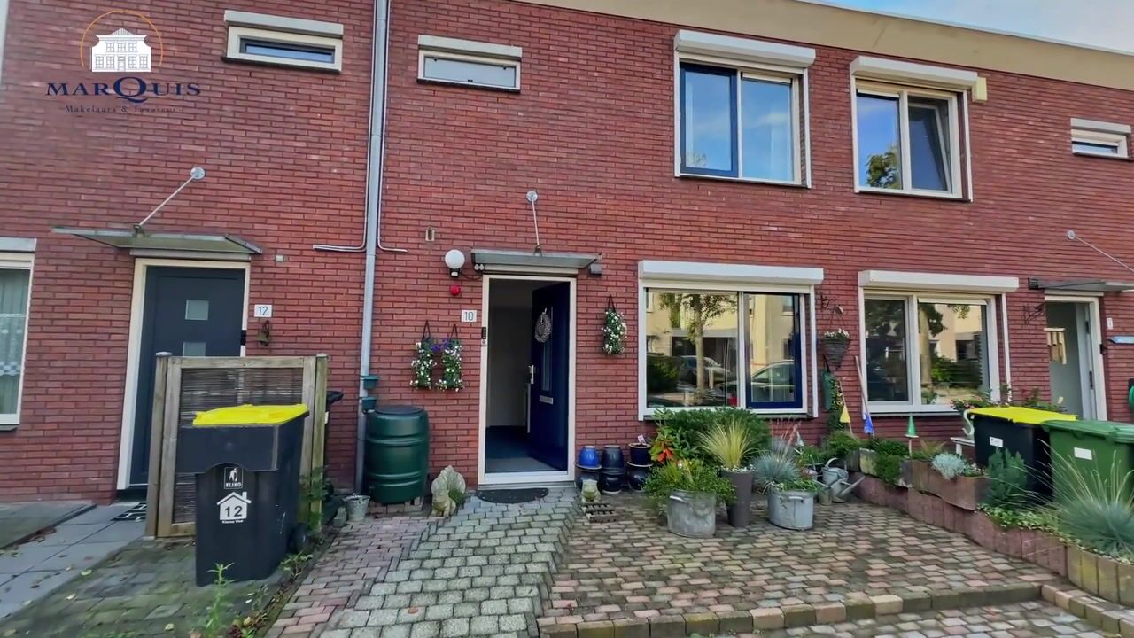 Video of Kleine Vos 10