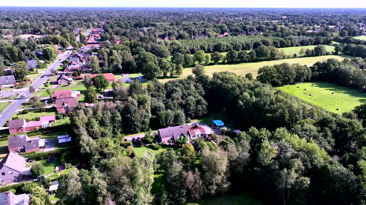 Video van Papenburgerstraße 325