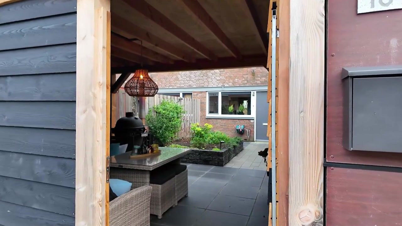 Video van Merwedestraat 18