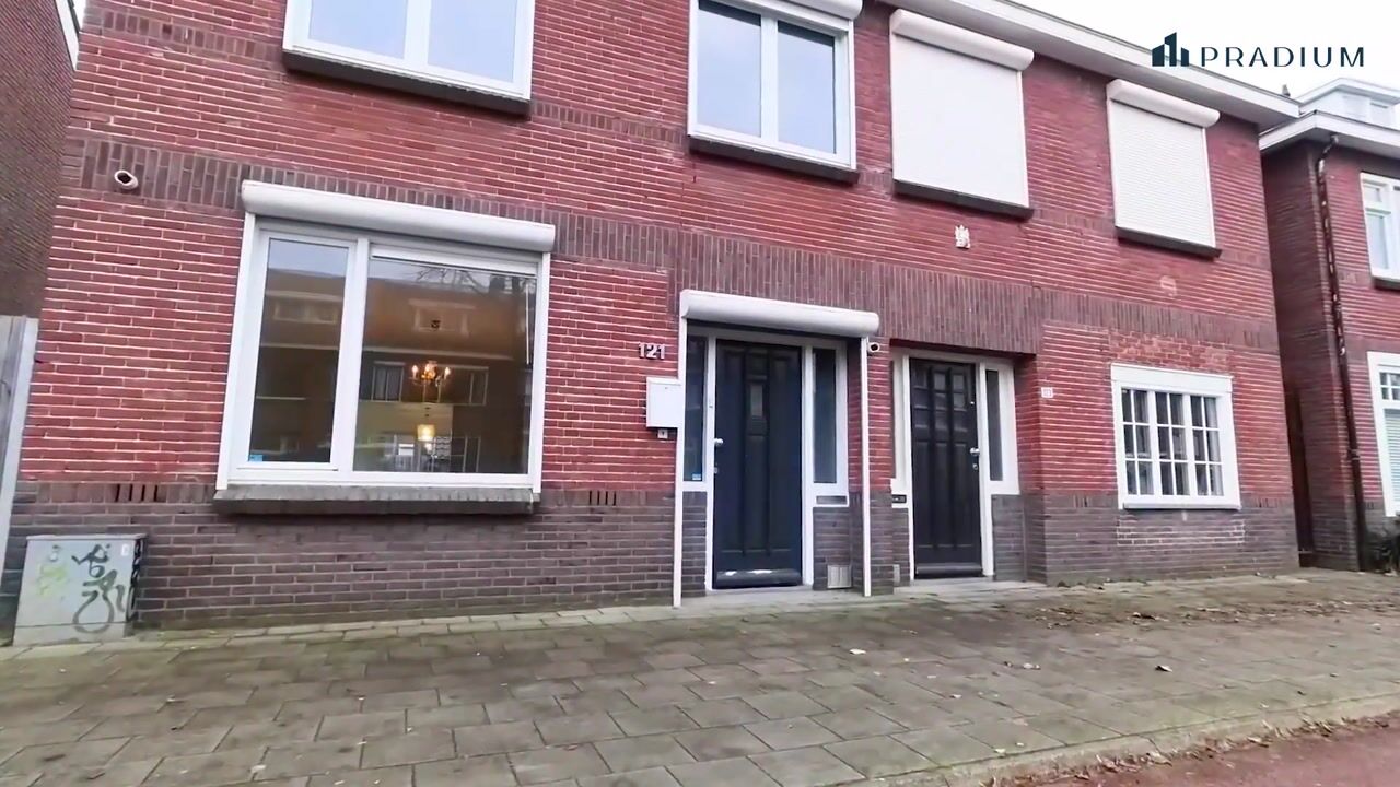 Bekijk video van Zeelsterstraat 121