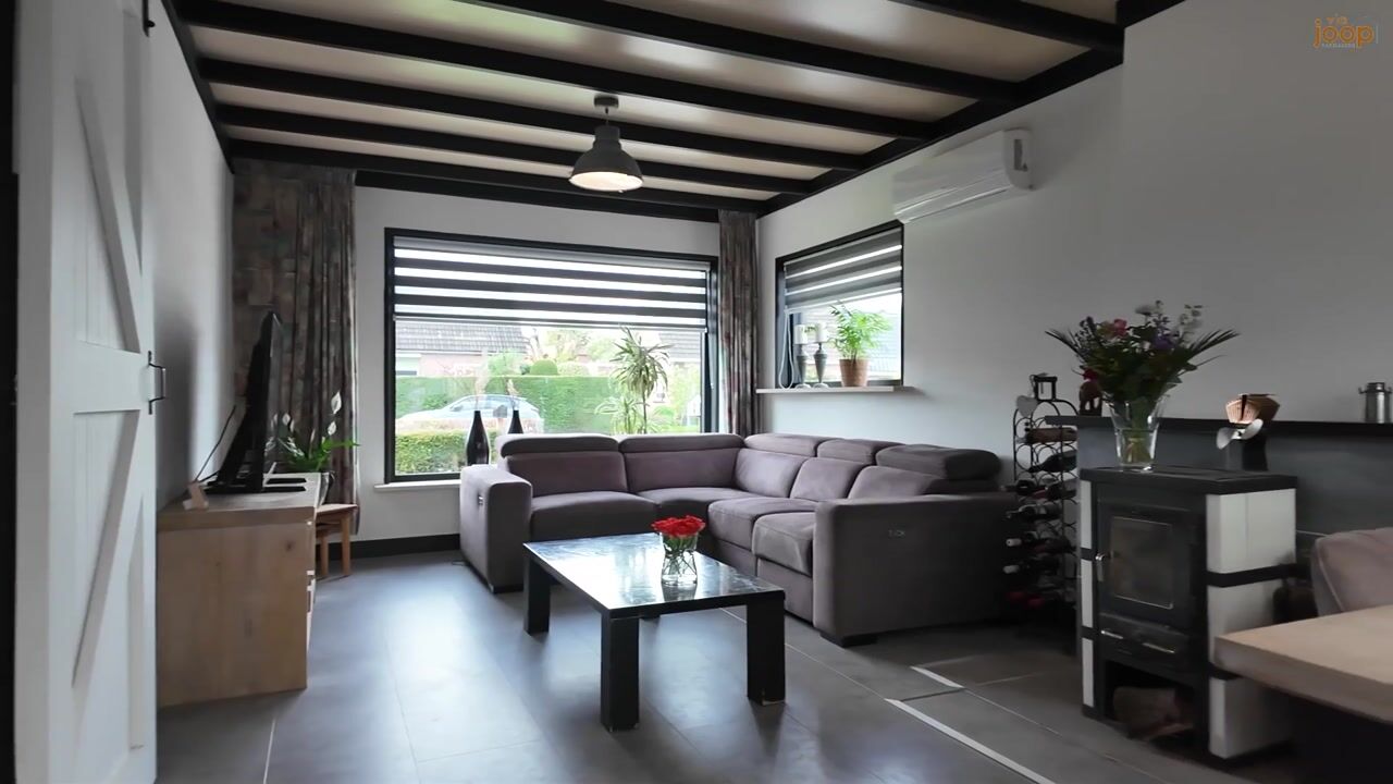 Video of Raadhuisstraat 4