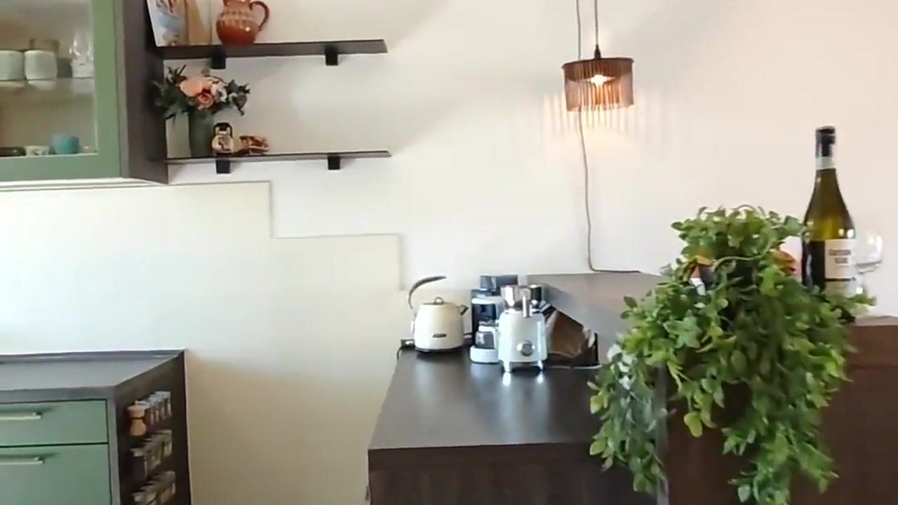 Video van De Comert 33