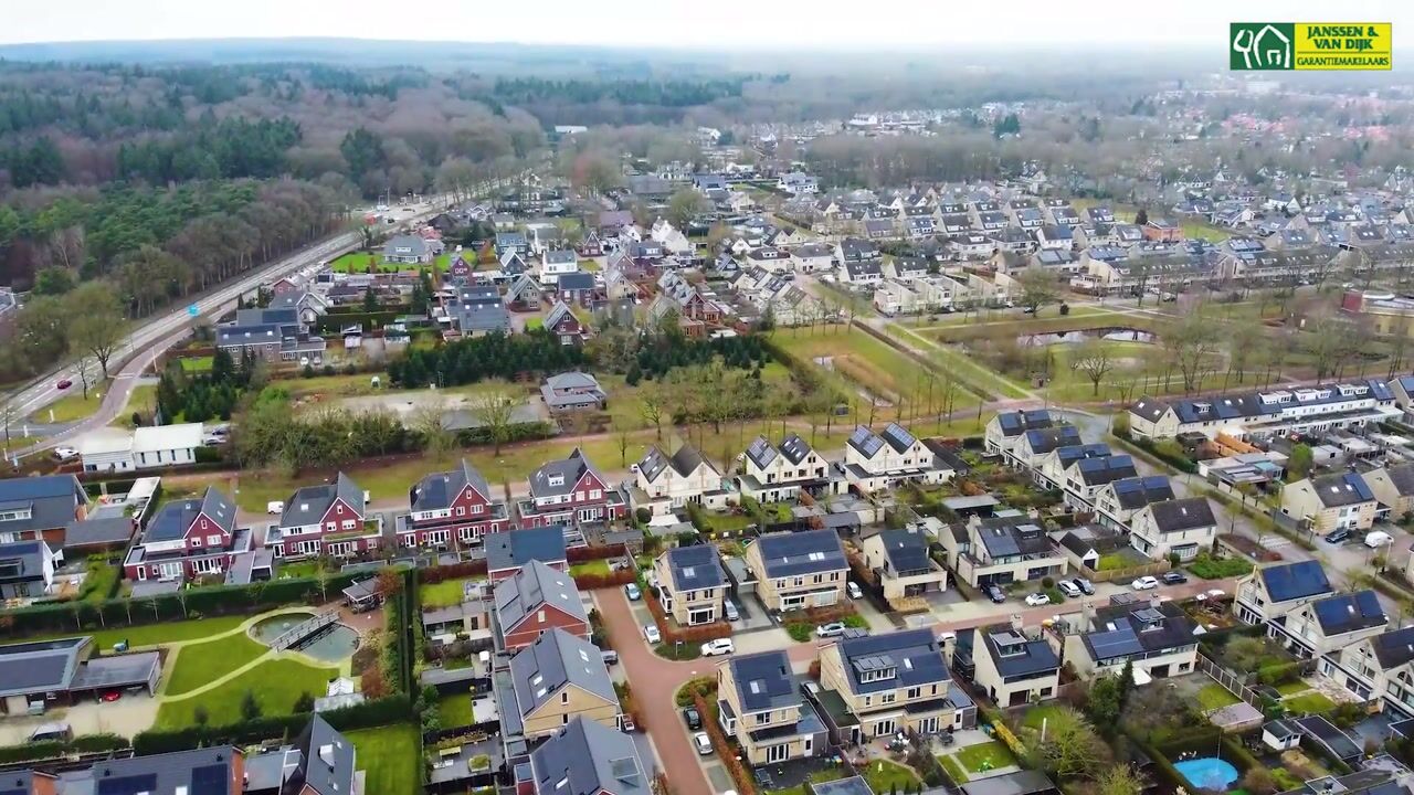 Video van Abraham Heetveldlaan 10