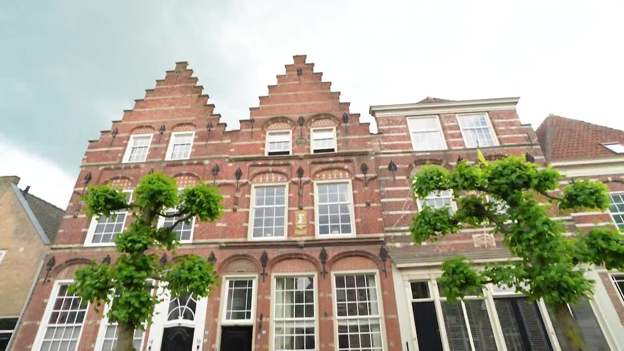 Bekijk video van Hoogstraat 10