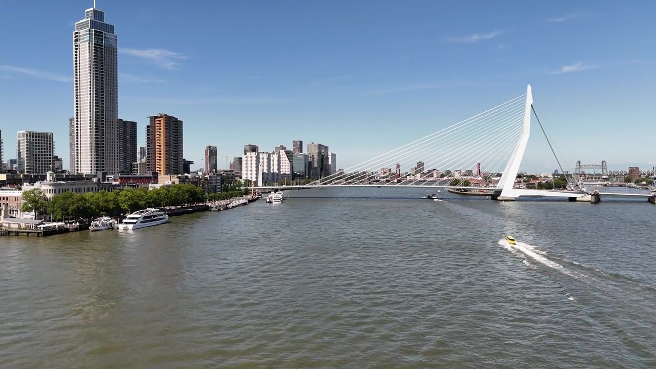 Video van Wilhelminakade 239