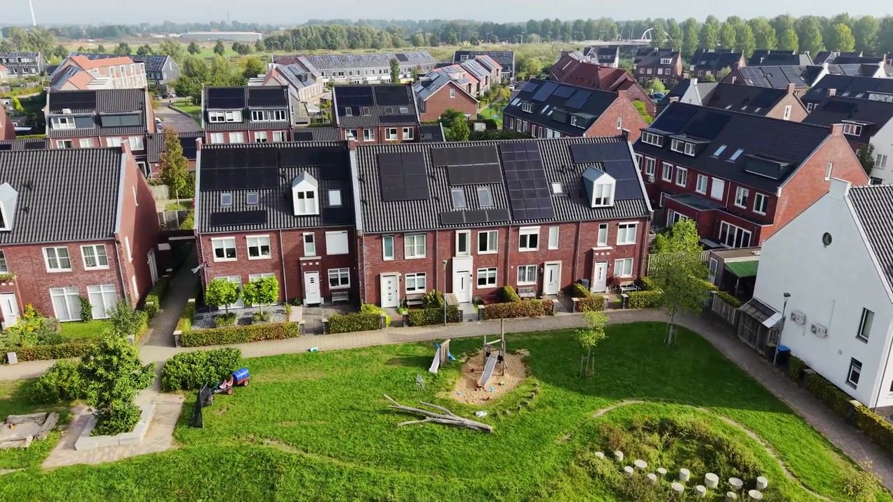 Video van Heinrich Böllstraat 57