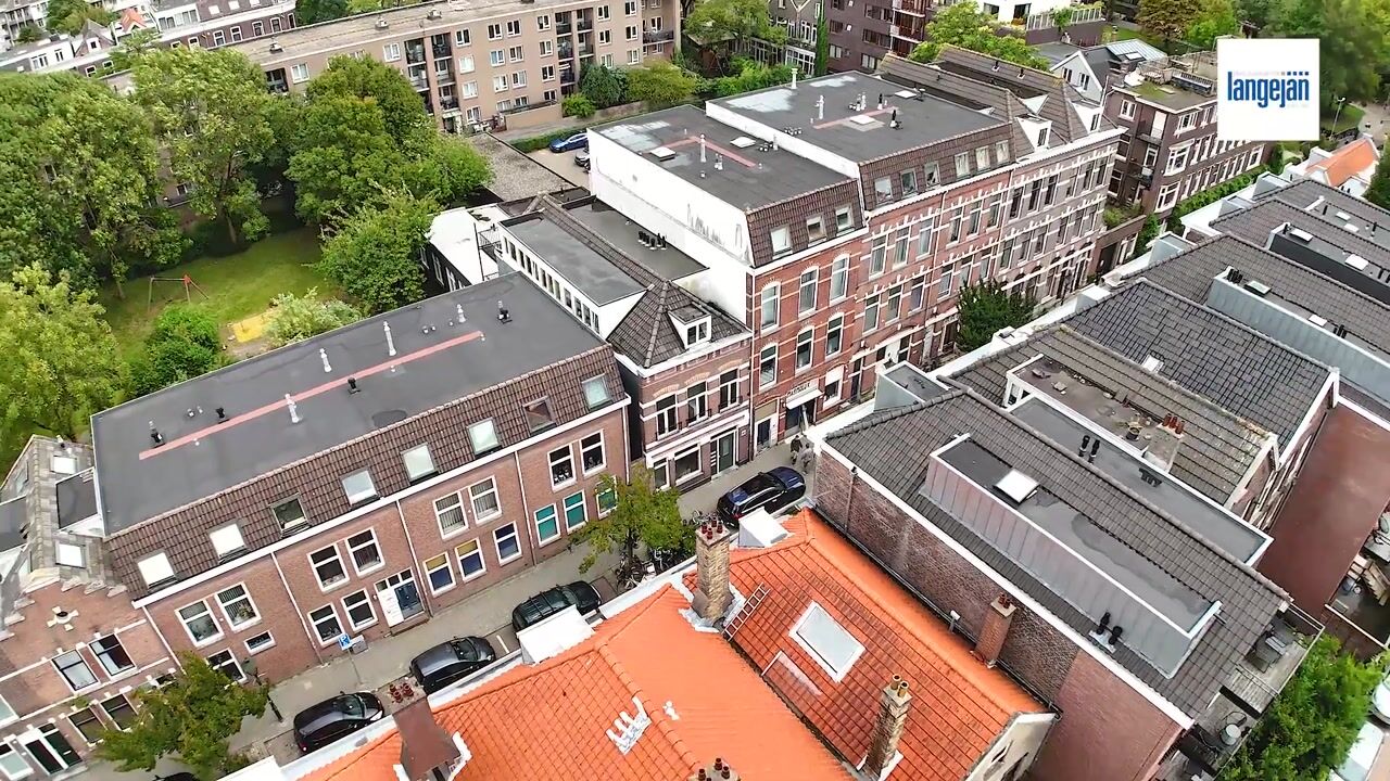 Video van Burgemeester Roosstraat 48-B