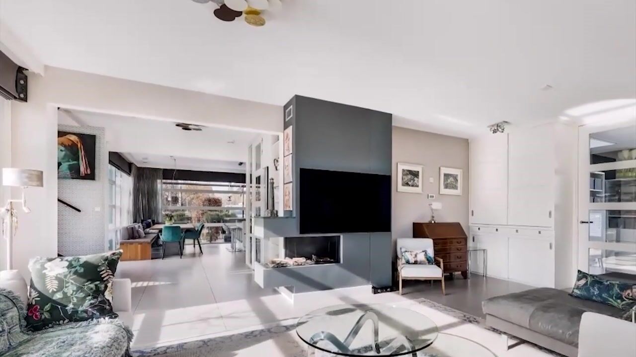 Video van Hendrik Andriessenlaan 28